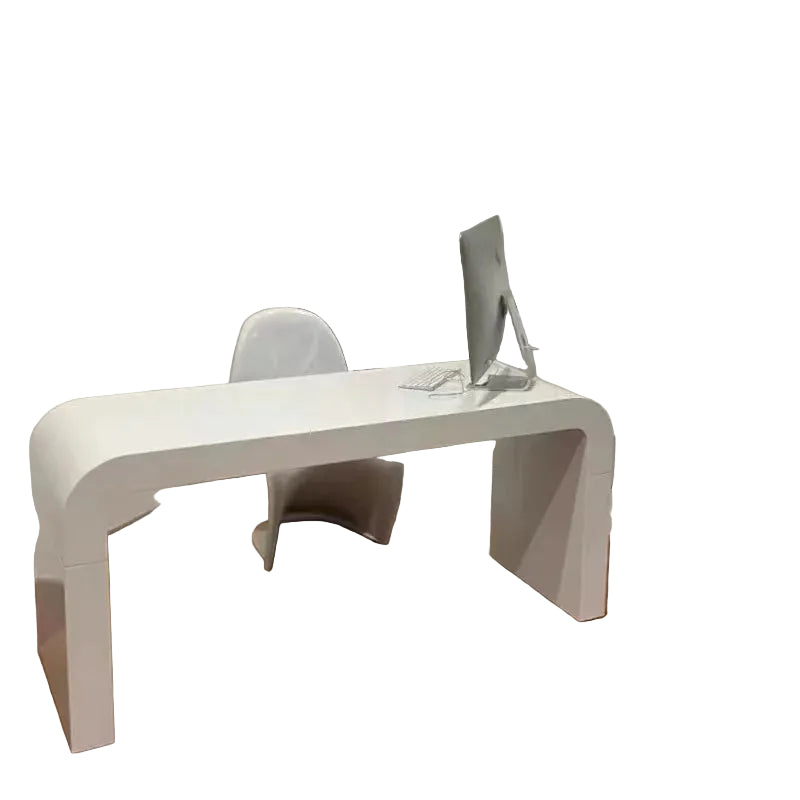 Schreibtisch im modernen Design – Computertisch und Besprechungstisch aus Holz